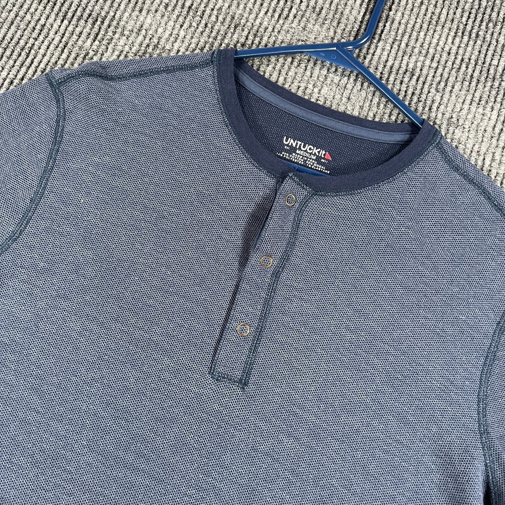 UNTUCKit Henley Shirt Mens Medium Blue Long‎ Sleeve Casual Comfort Soft